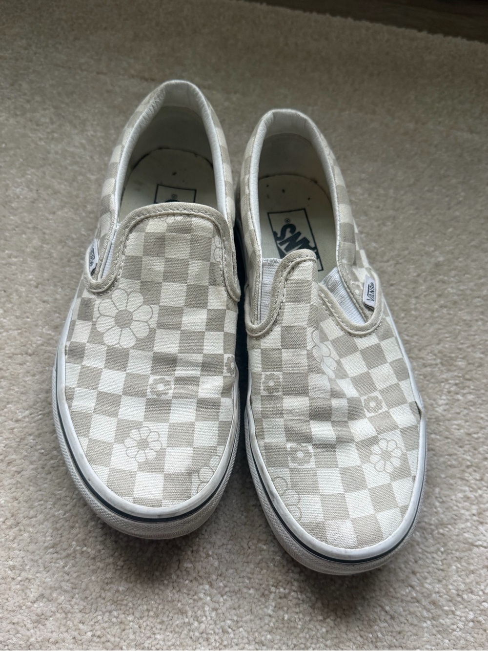 Vans 
 Slip-On Checkerboard Floral Shoes - Cream